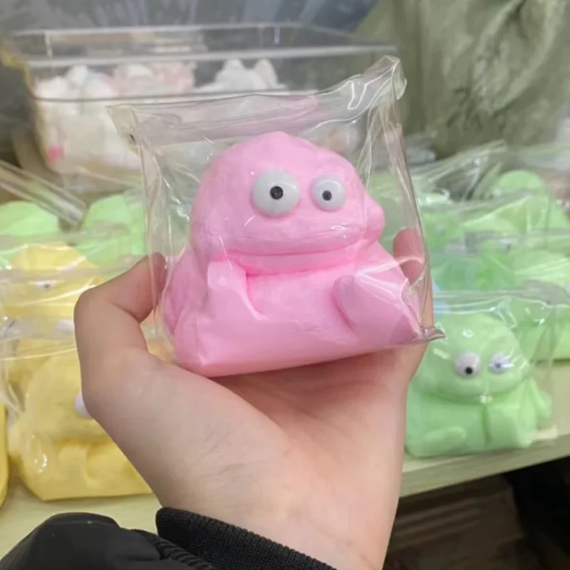 Handmade Silicone Squishy the Grinch/Monster - Image 4